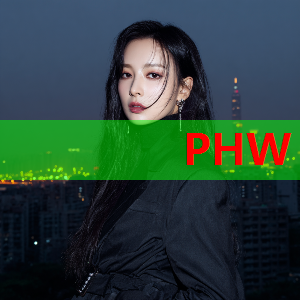 女网红回答质疑:男人打球可以赚3000万 我从零开始创业也是值得尊重的